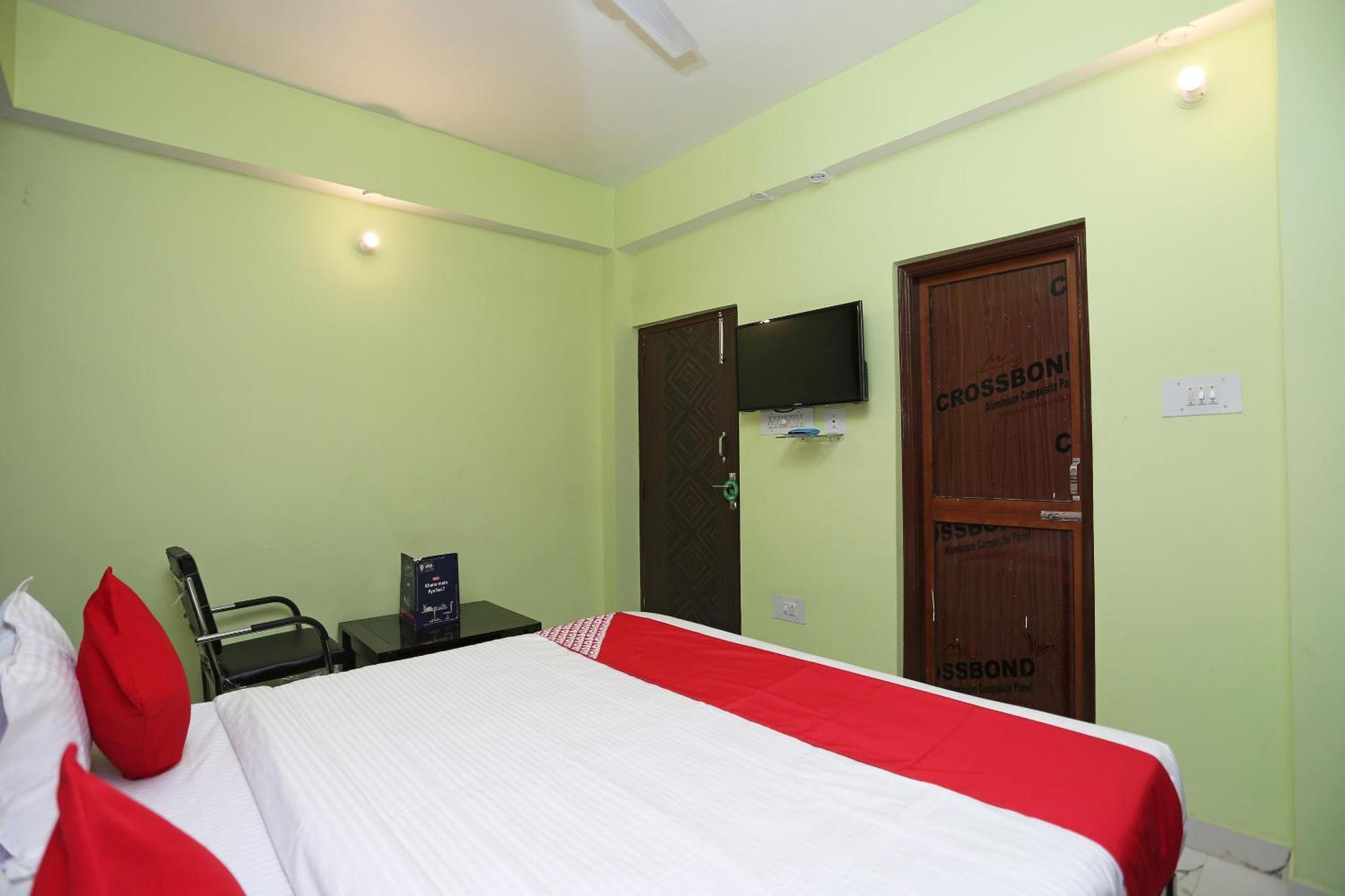 โอโย 22740 เนียร์ อนิซาบัด คุลัมพร Hotel ปัฏนา ภายนอก รูปภาพ