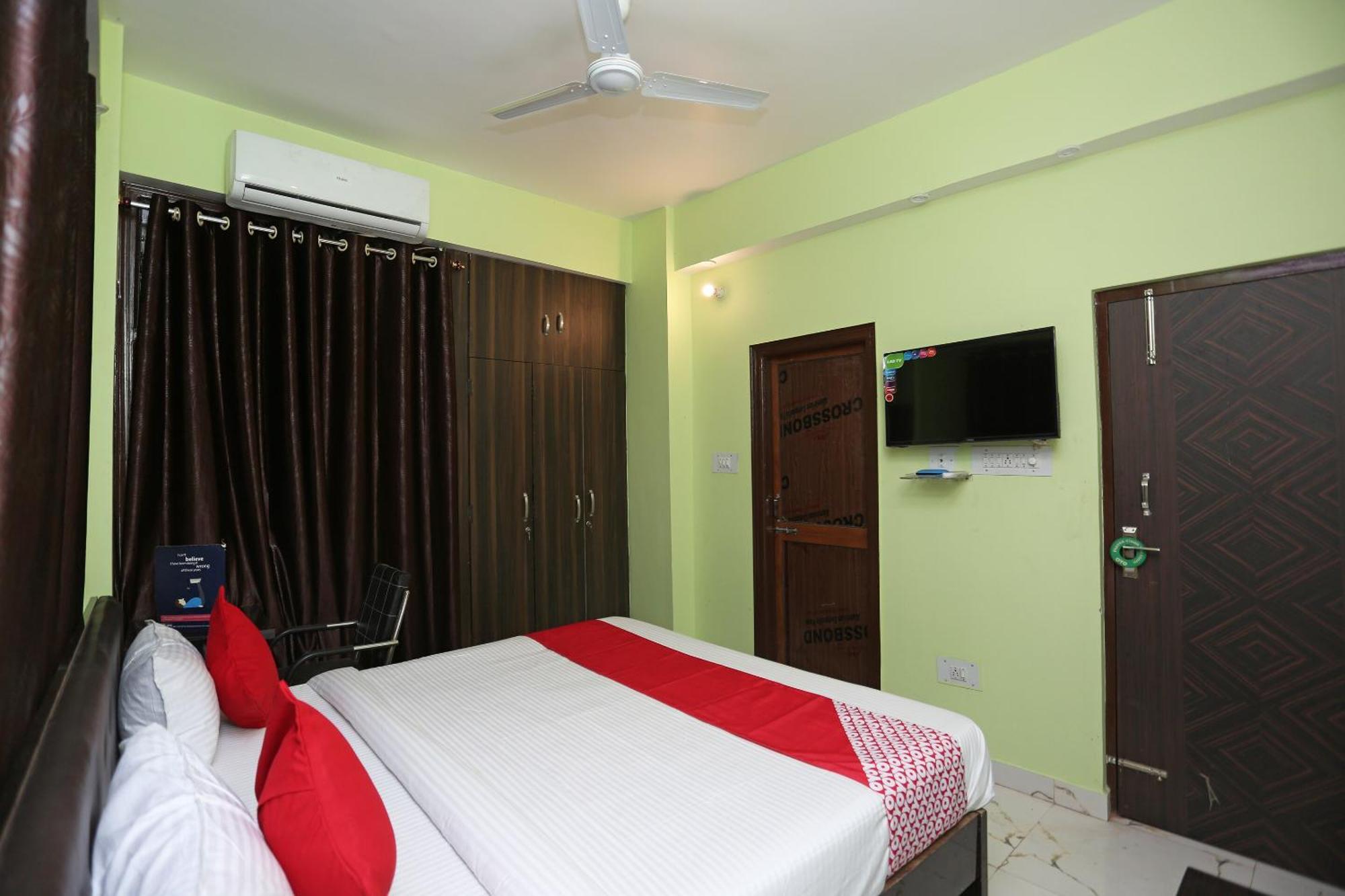โอโย 22740 เนียร์ อนิซาบัด คุลัมพร Hotel ปัฏนา ภายนอก รูปภาพ